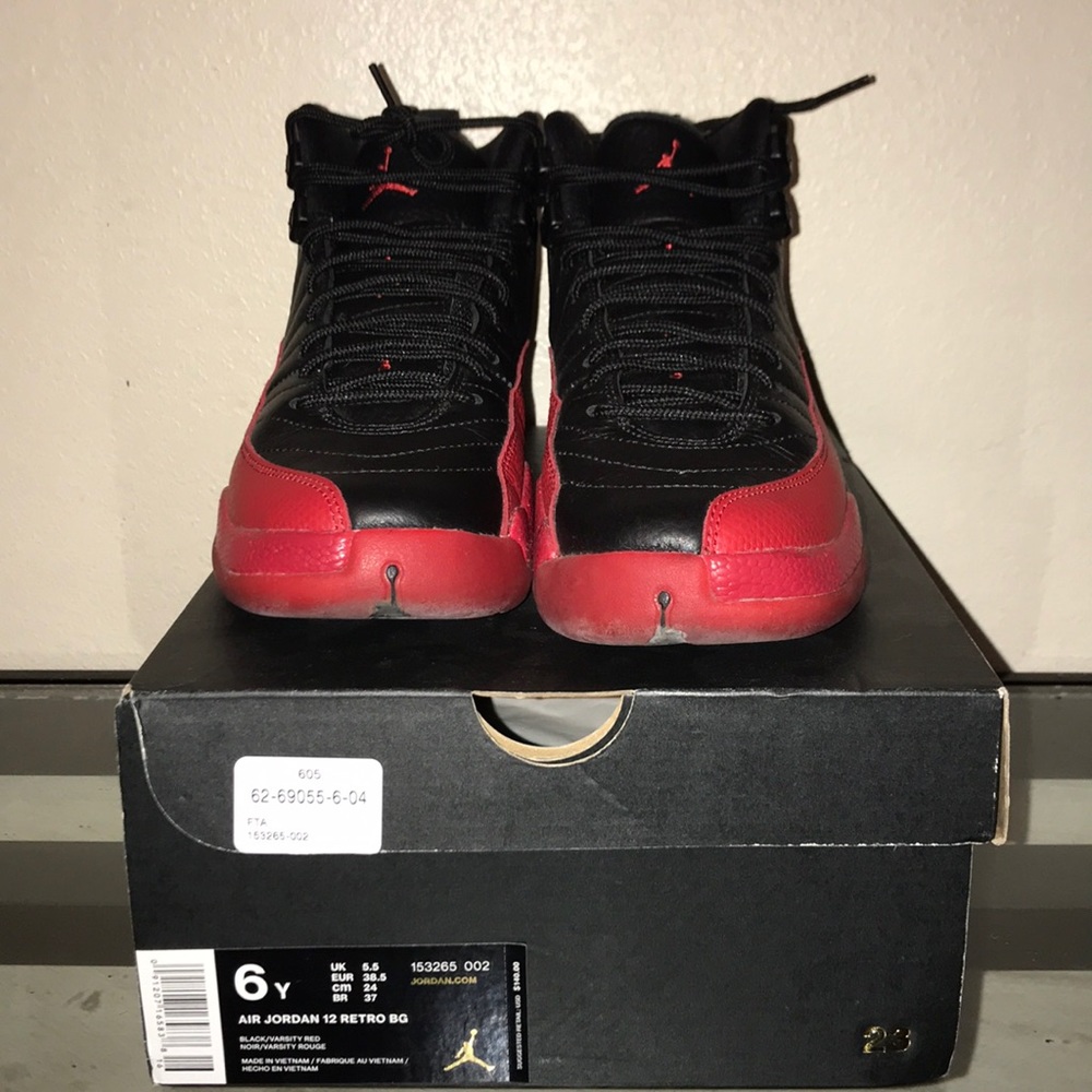 Air Jordan 12 Retro BG